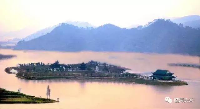 Linghu Lake Scenic Area